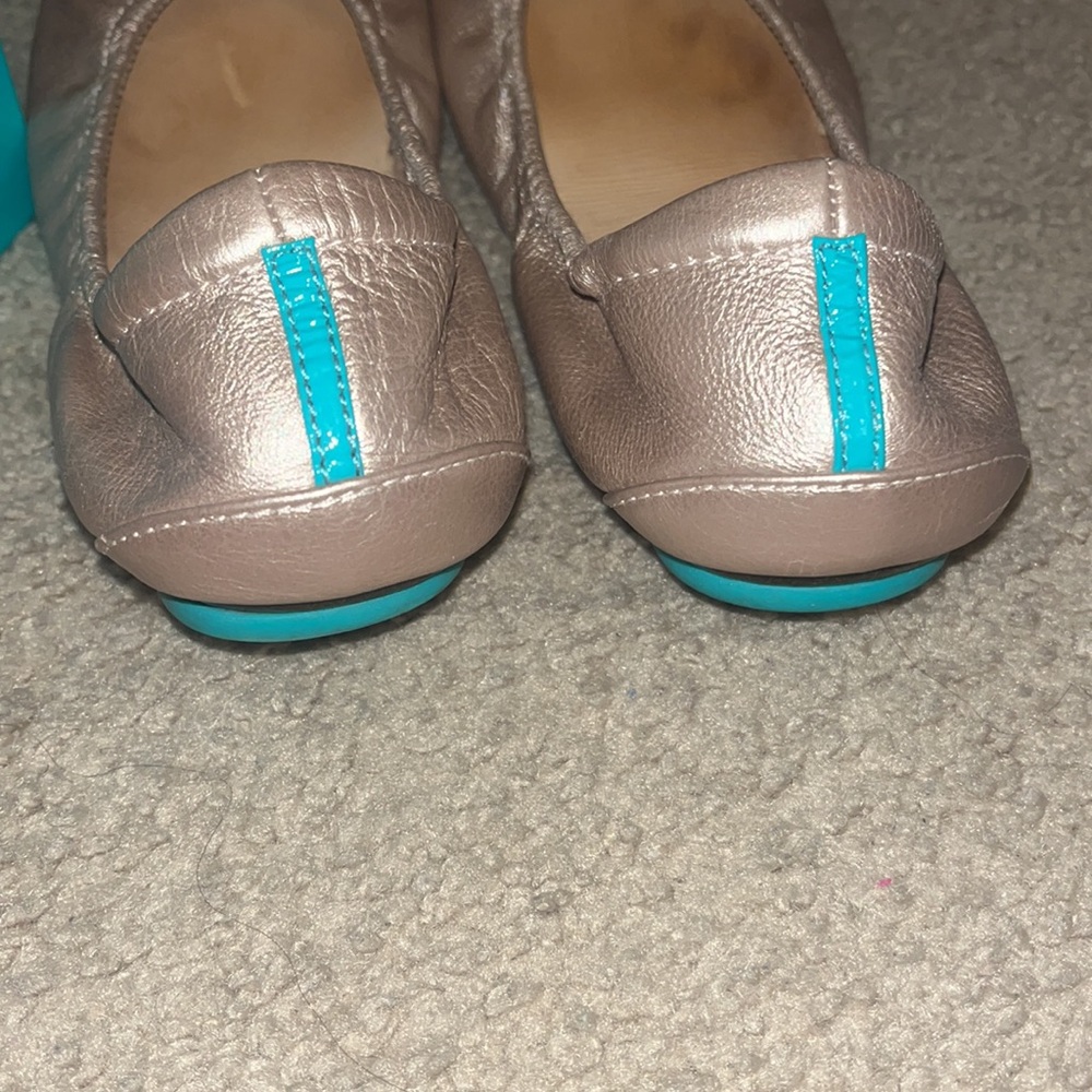 Tieks Foldable Ballet Flats in Rose Gold with Teal Soles - Picture 3 of 6